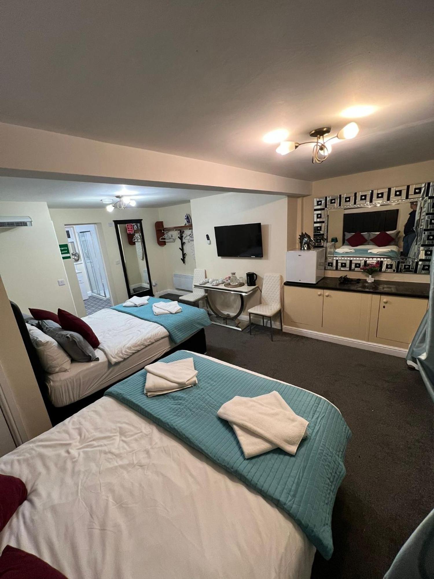 וויטבי Abbey Holiday Accommodation מראה חיצוני תמונה